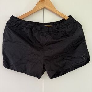 MEN'S MARATHON SHORTS - RON DORFF - SIZE LARGE - BLACK - UNLINED